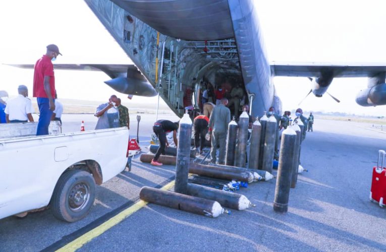 Covid-19: NAF Distributes More Liquid Oxygen To Isolation Centres In Abuja.