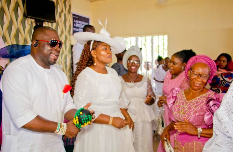 MAMMOTH Crowd Greets Emmanuel Bassey As He Thanks God, Constituents For A Successful Tenure.