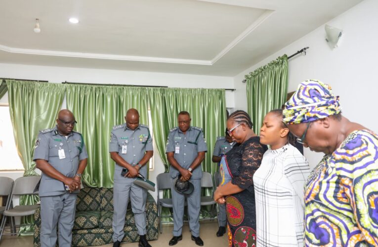 CGC Visits Family Of Late Deputy Comptroller Etop Essien.