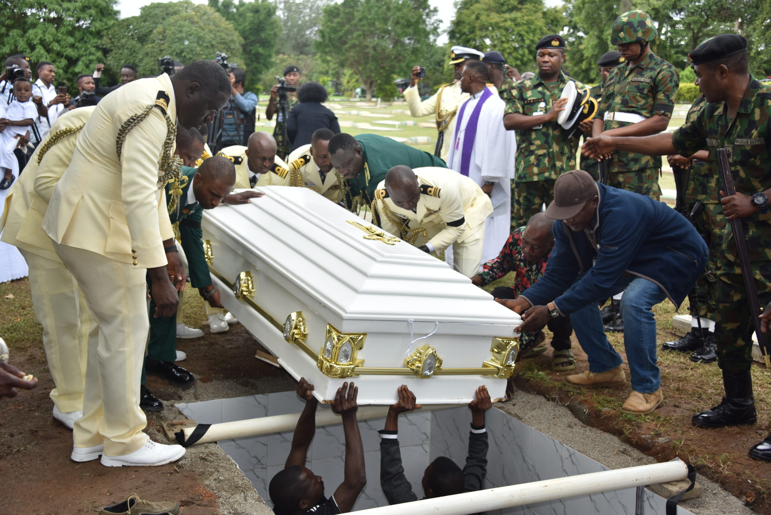 Nigerian Navy Buries Officer Who Died Rescuing Others From Drowning.