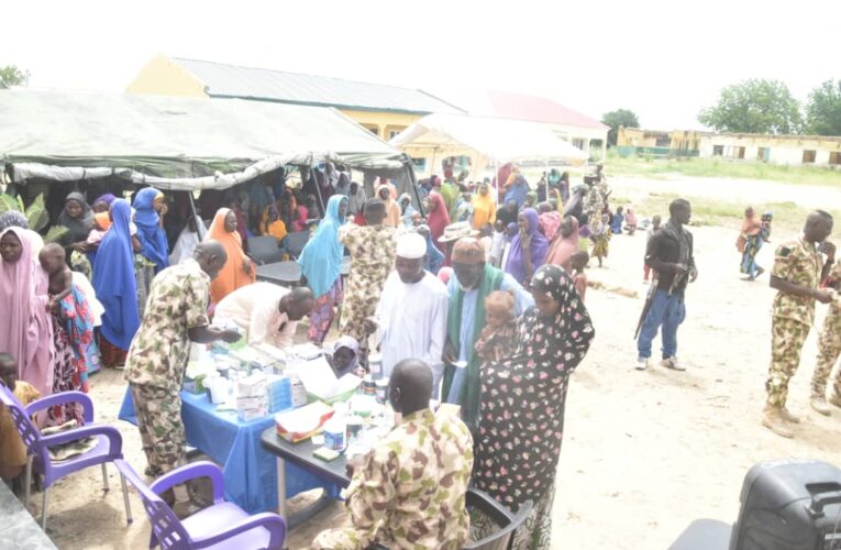 19 Brigade Extends Medical Outreach To Rescued Kukawa And Cross Kauwa Communities In Borno State.