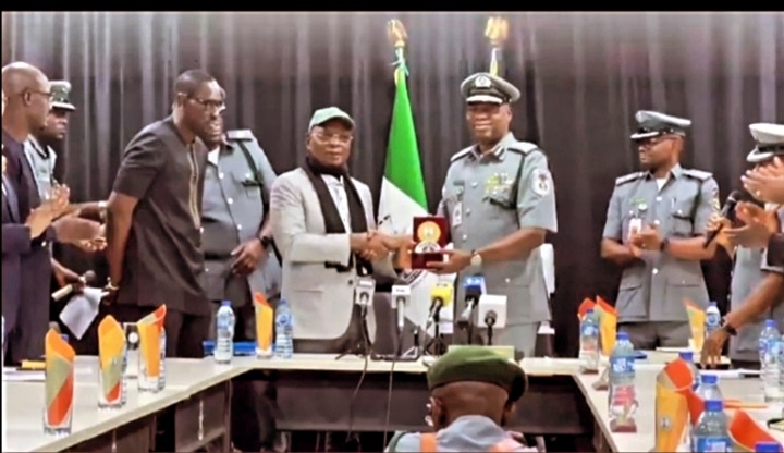 NIGERIA: CGC Bashir Adewale Hands Over World Customs Organisation vice-Chair To Mali ﻿.